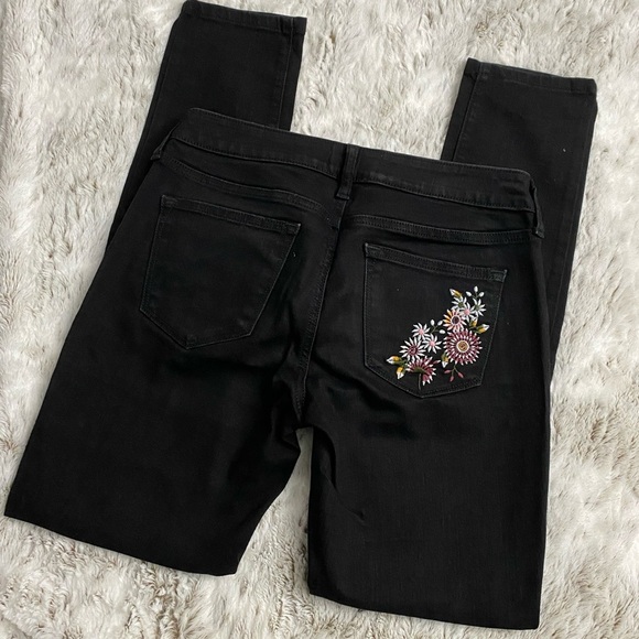 Sonoma Women Flower Embroidered Skinny Jeans | Embroidered Skinny Jeans | Denim - Picture 10 of 10